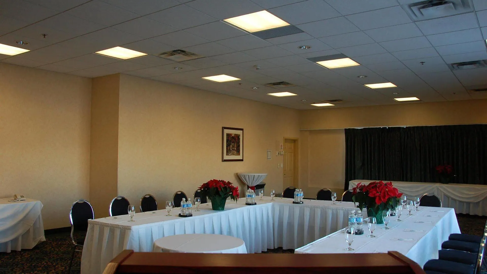 Hampton By Hilton Ottawa Hotel